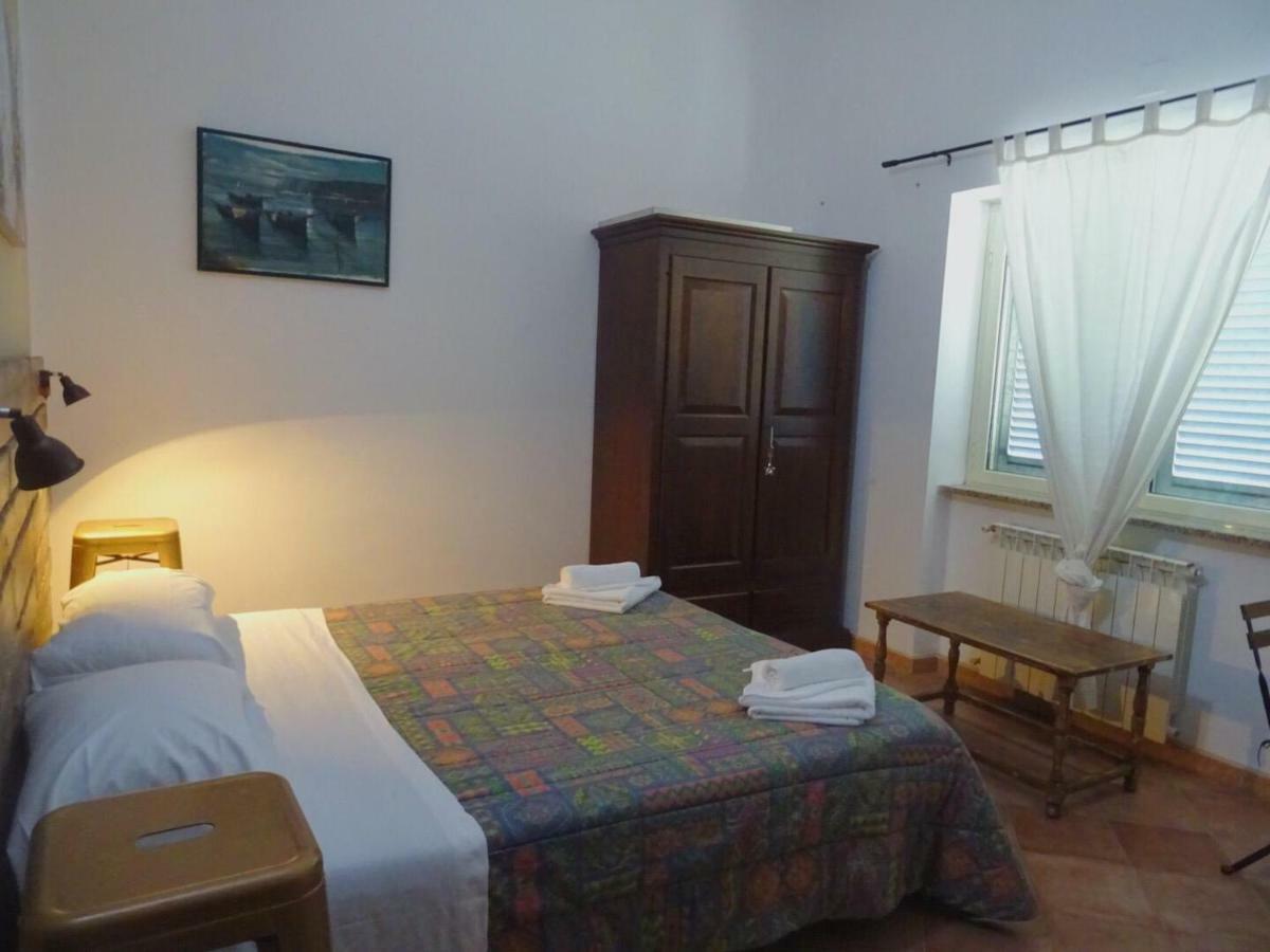 Clock'S House Hotell Fiumicino Eksteriør bilde